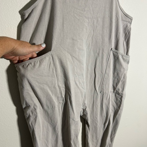 Amazon Oufeiya Stylish Gray Jumpsuit - Picture 3 of 5